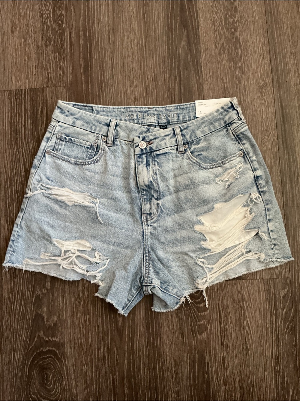 NWT Curvy Mom Shorts